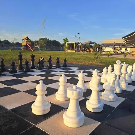 Olympia Aparthotel 4*